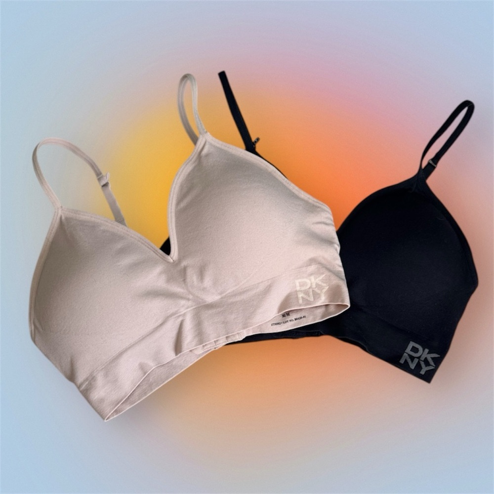 NWOT DKNY Soft Wireless Bralettes in Blush Pink and Black sz M